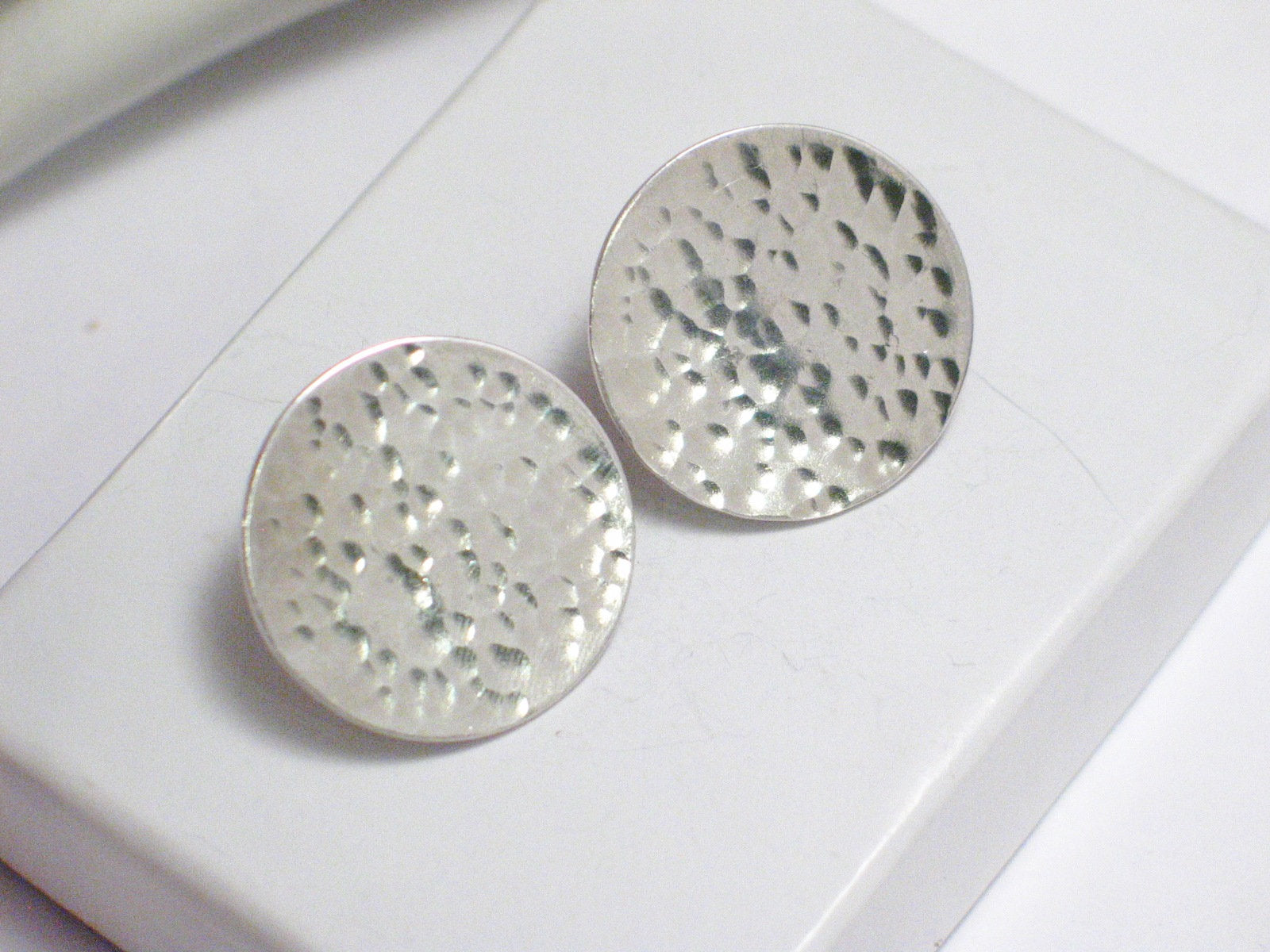 Silver Earrings | Womens Compelling Sterling Silver Hammered Circle Earrings | Blingschlingers Jewelry