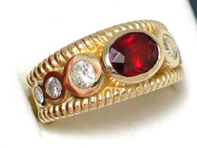 14k Gold Ring, Womens Luxurious Pre-owned Red Spessartite Garnet Diamond Ring