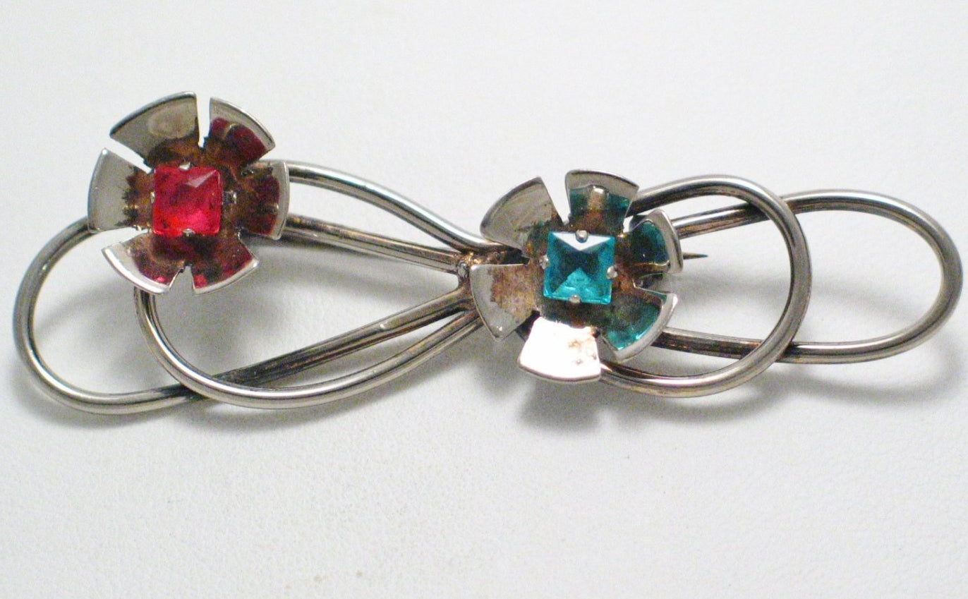 Silver Flower Brooch, Vintage Retro Looped Infinity Bow Design Sterling Silver Brooch / Lapel Pin
